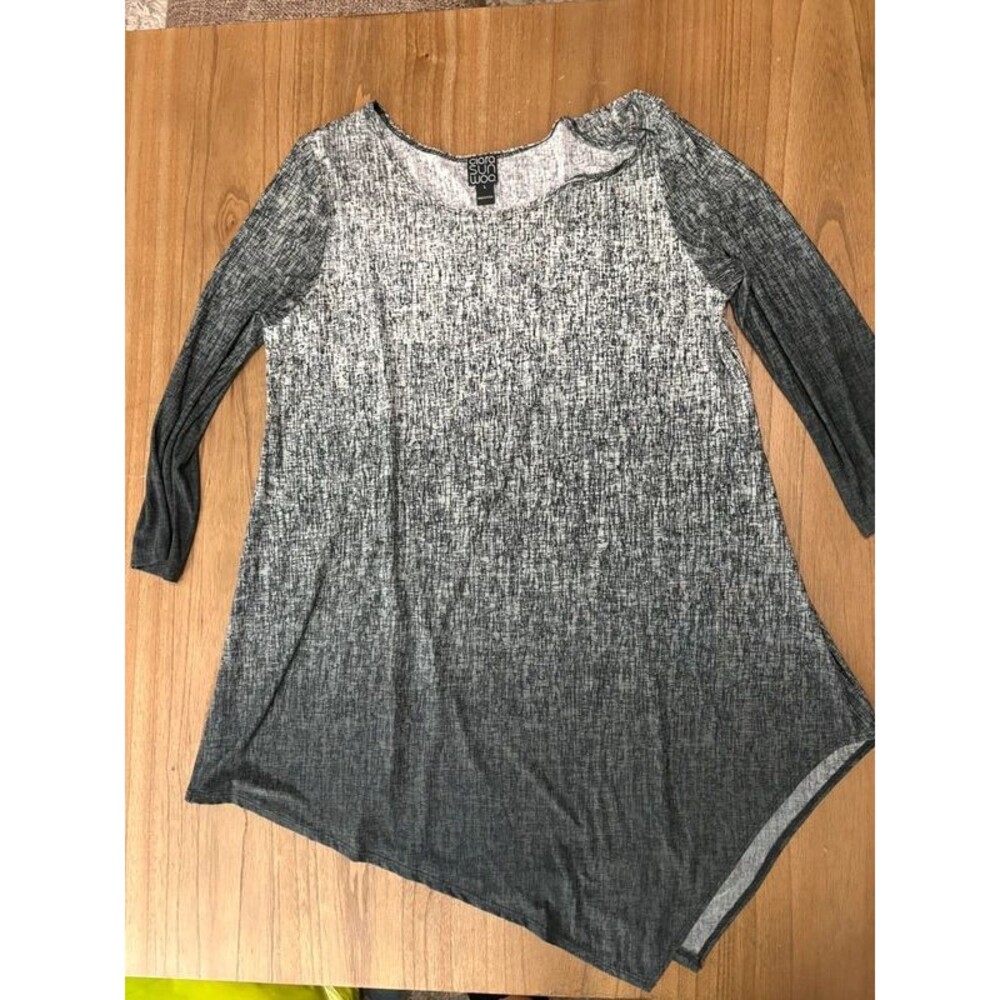 Clara sun woo large tunic